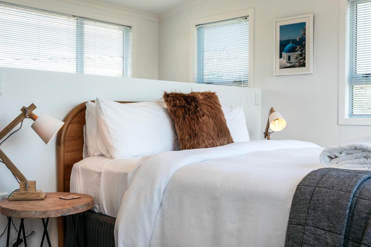 Oneroa Coastal Classic - Coast & Country Exterior photo