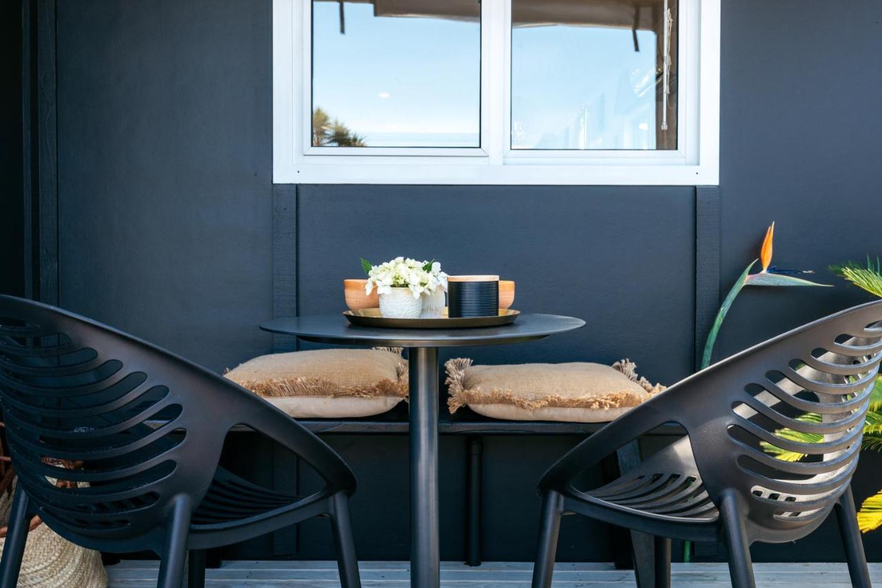 Oneroa Coastal Classic - Coast & Country Exterior photo